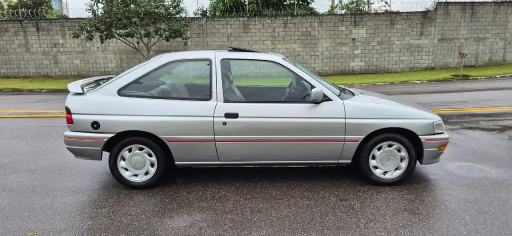 FORD Escort - Foto