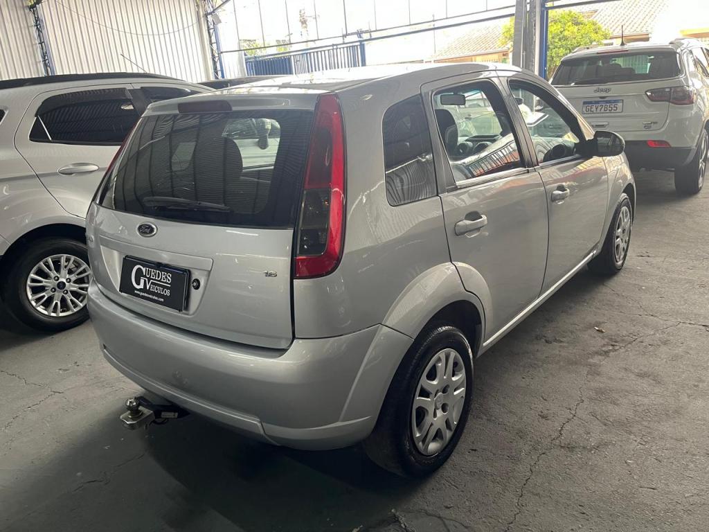 FORD Fiesta Hatch - Foto