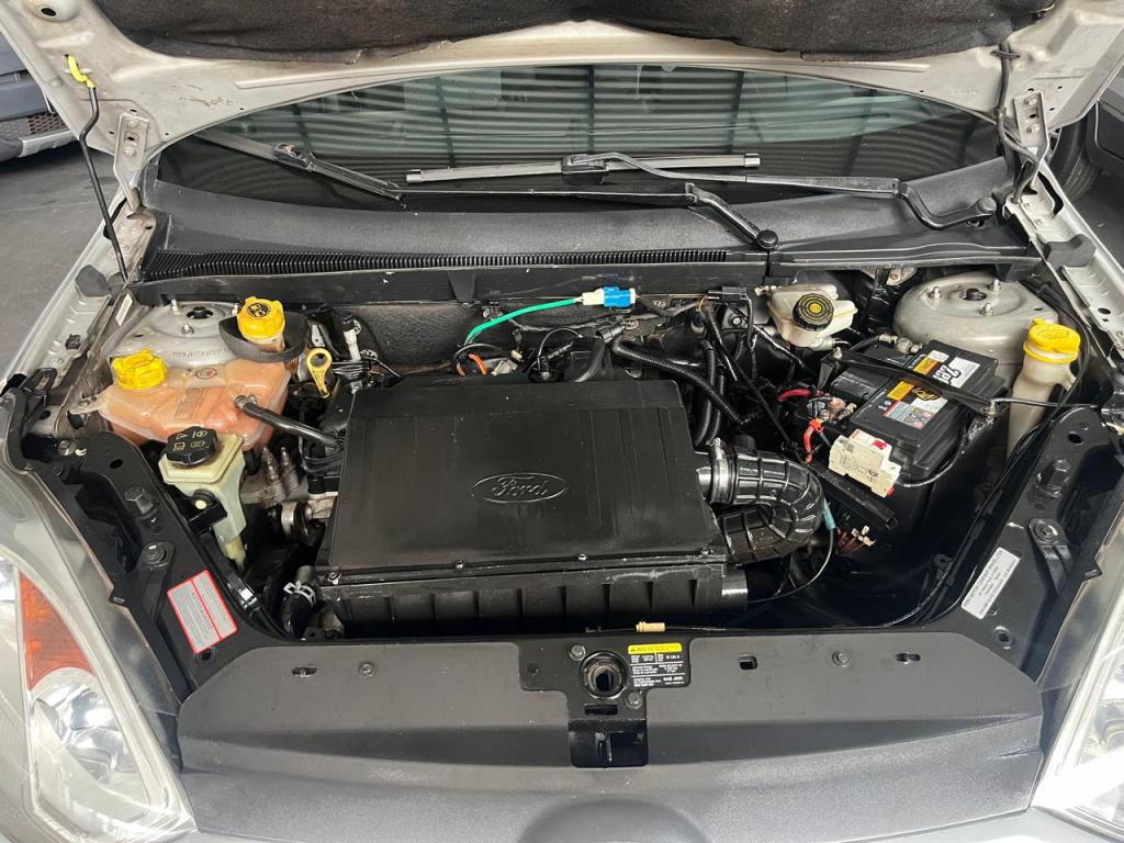 FORD Fiesta Hatch - Foto