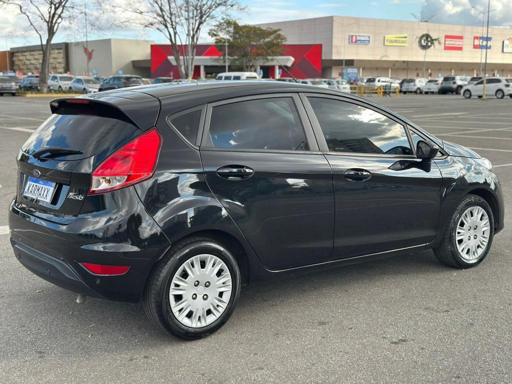 FORD Fiesta Hatch - Foto