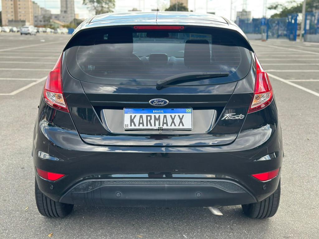 FORD Fiesta Hatch - Foto