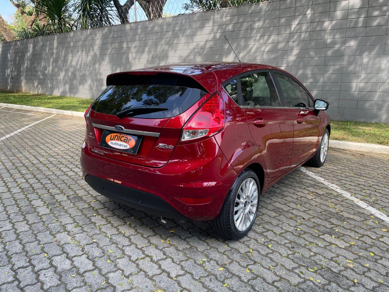 FORD Fiesta Hatch - Foto