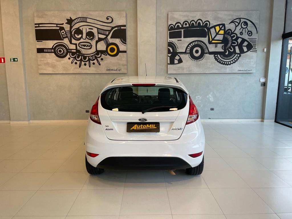 FORD Fiesta Hatch - Foto