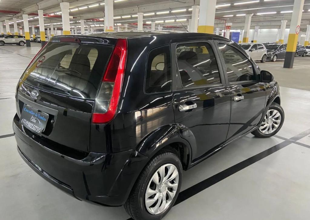 FORD Fiesta Hatch - Foto