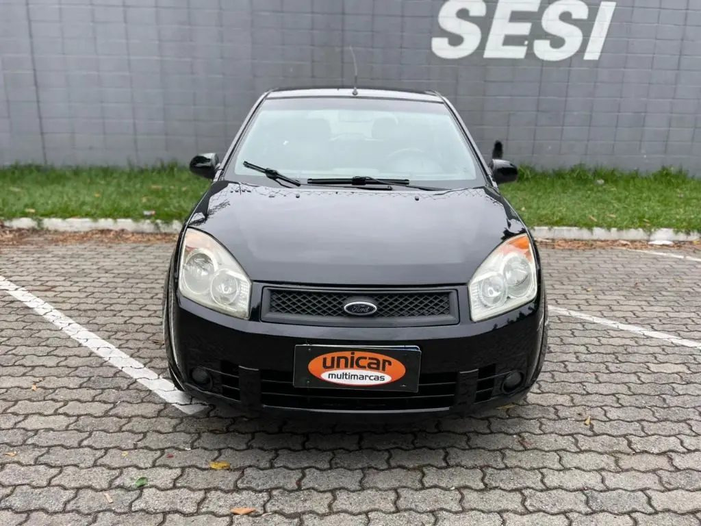 FORD Fiesta Hatch - Foto