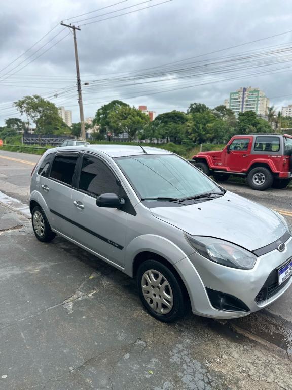 FORD Fiesta Hatch - Foto