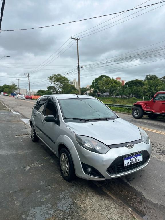 FORD Fiesta Hatch - Foto