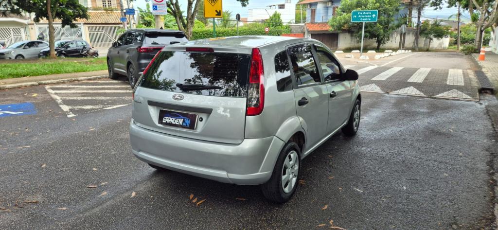 FORD Fiesta Hatch - Foto