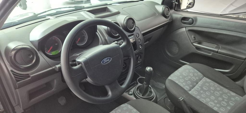 FORD Fiesta Hatch - Foto