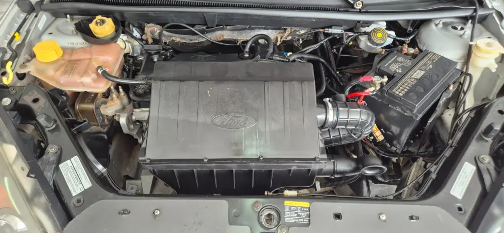 FORD Fiesta Hatch - Foto