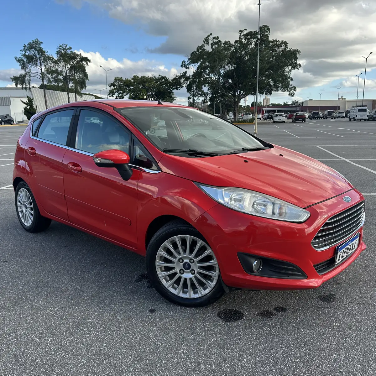 FORD Fiesta Hatch - Foto