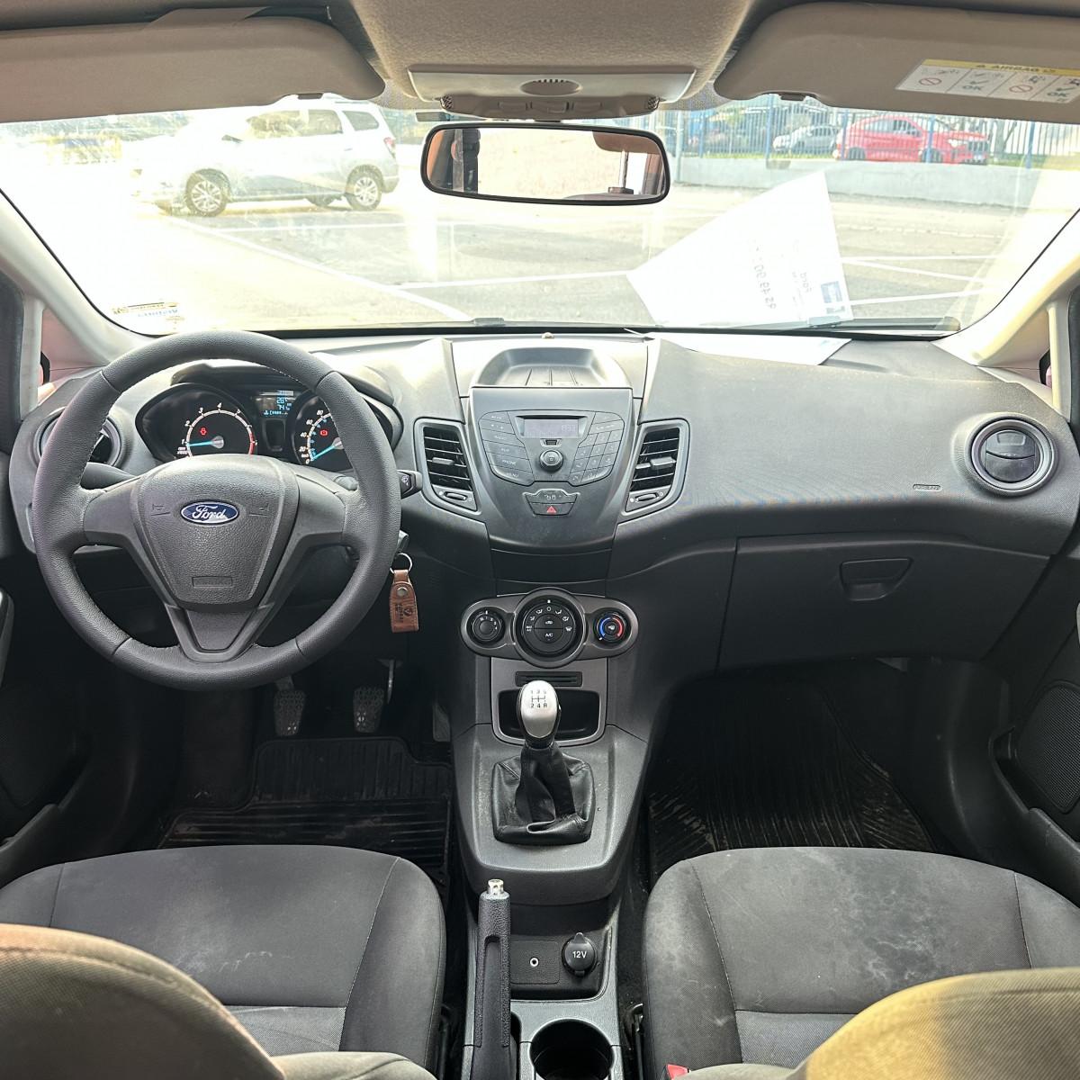 FORD Fiesta Hatch - Foto