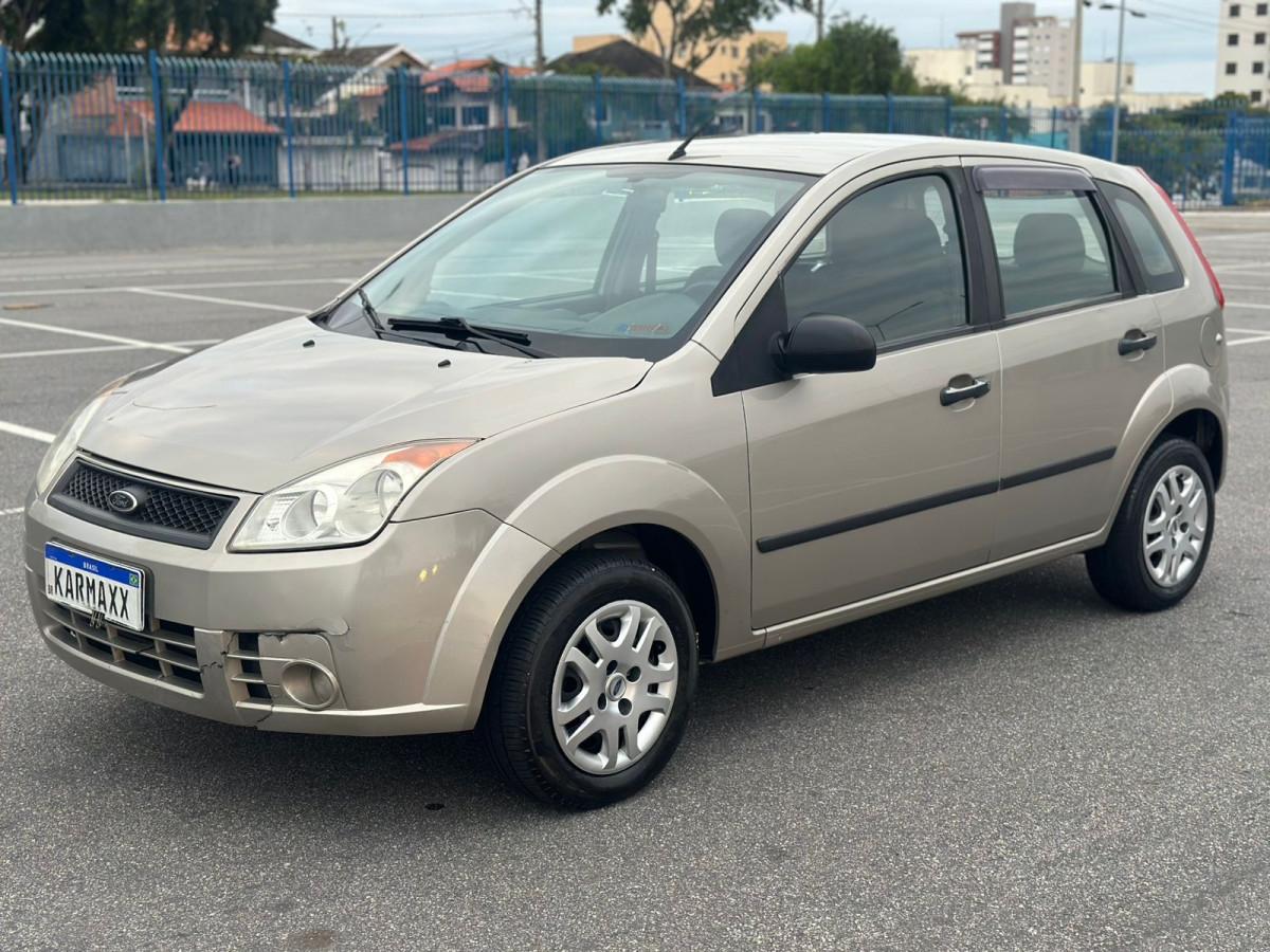 FORD Fiesta Hatch - Foto