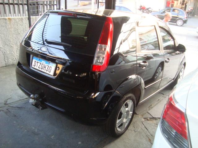 FORD Fiesta Hatch - Foto