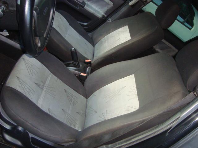 FORD Fiesta Hatch - Foto