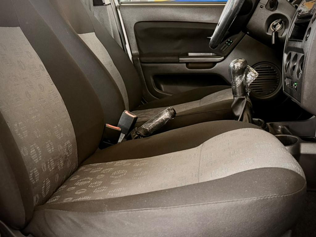 FORD Fiesta Hatch - Foto