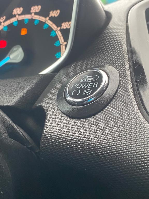 FORD Fiesta Hatch - Foto
