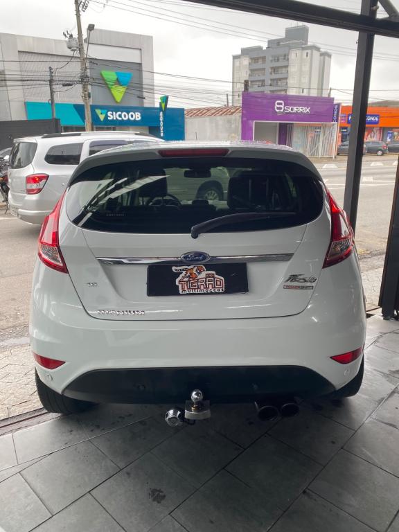 FORD Fiesta Hatch - Foto