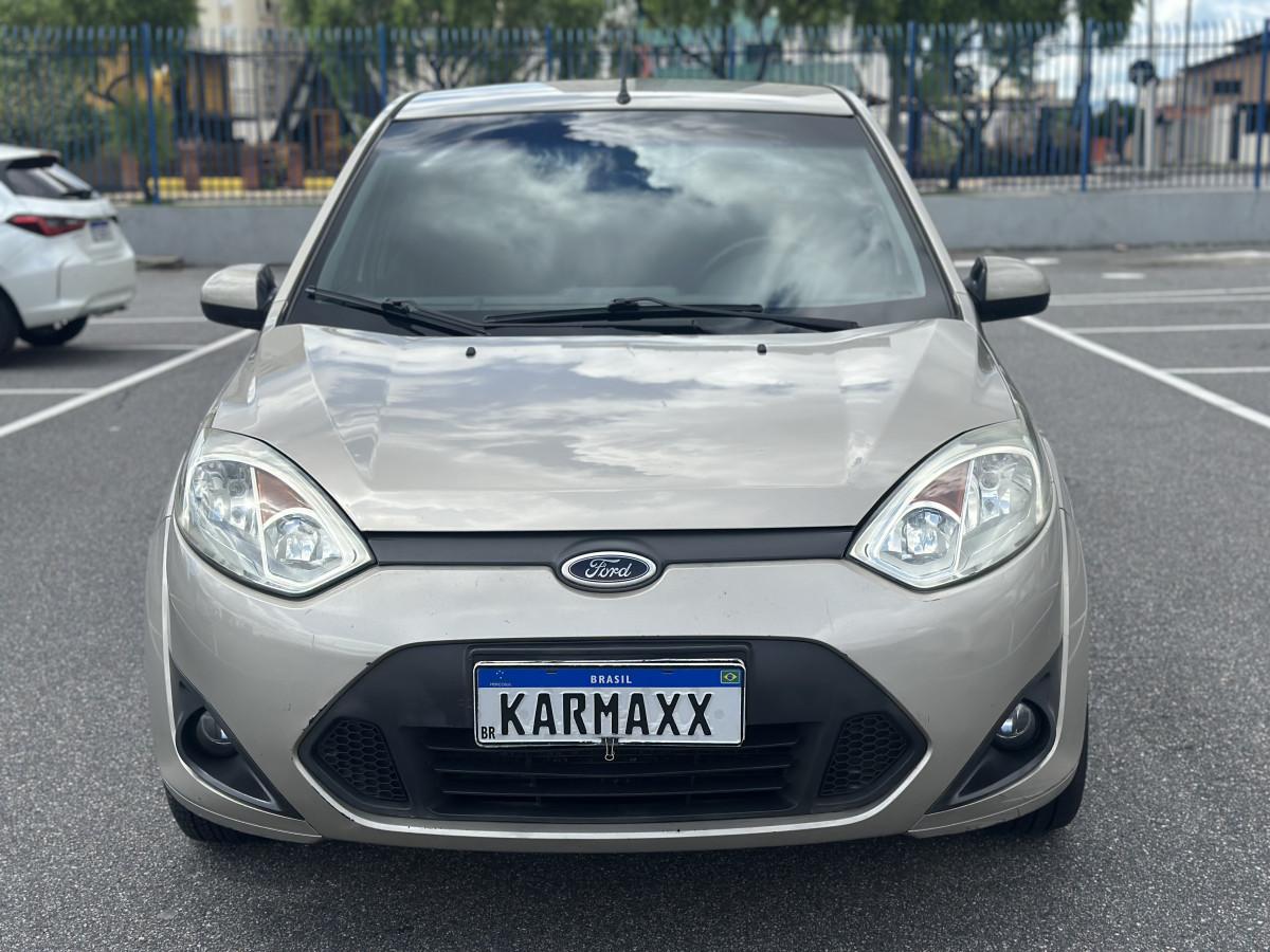 FORD Fiesta Sedan - Foto