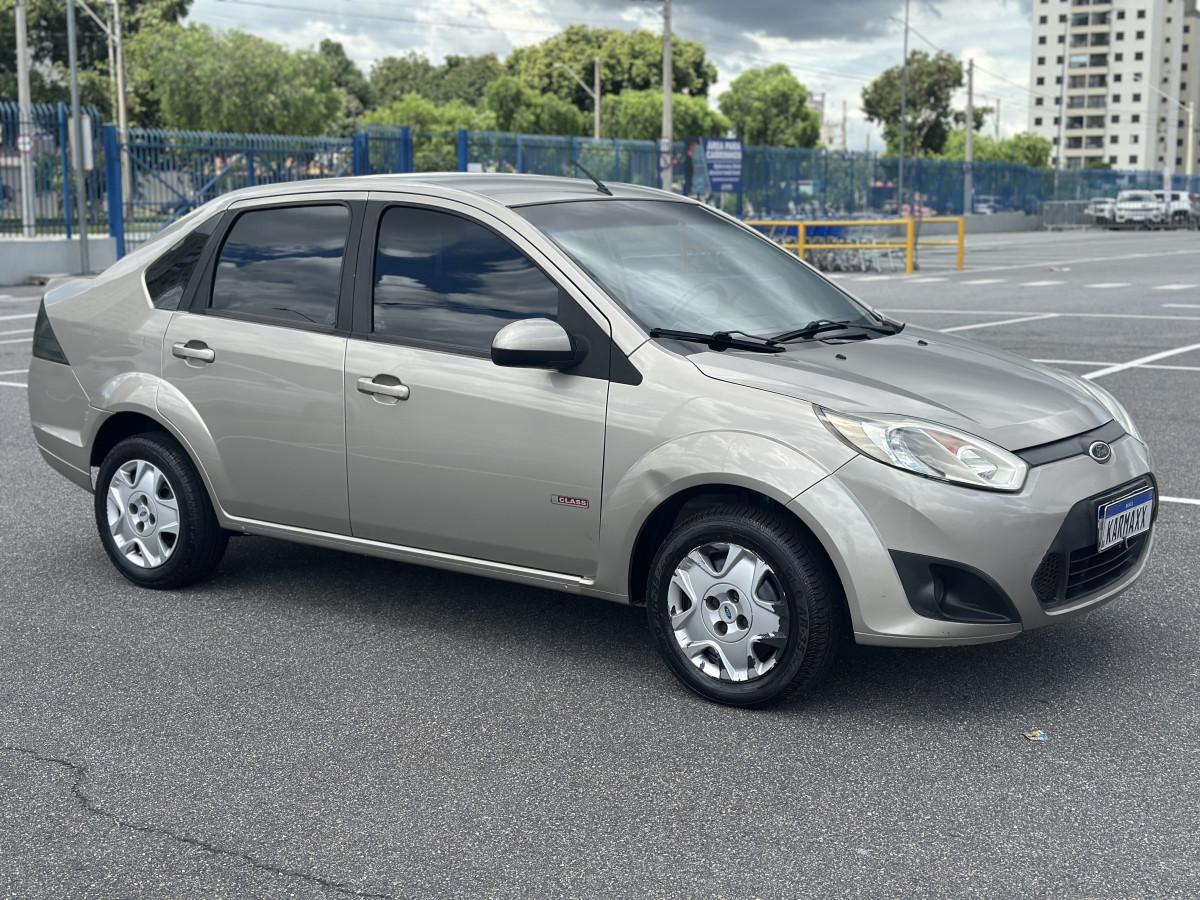 FORD Fiesta Sedan - Foto