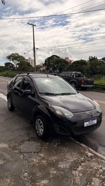 FORD Fiesta Sedan - Foto