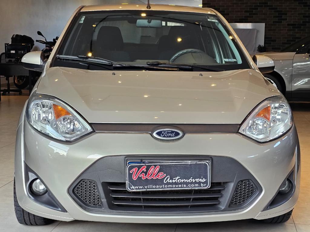 FORD Fiesta Sedan - Foto