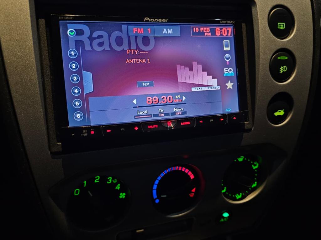 FORD Fiesta Sedan - Foto