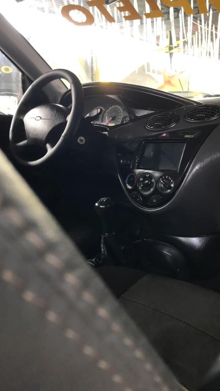 FORD Focus Hatch - Foto