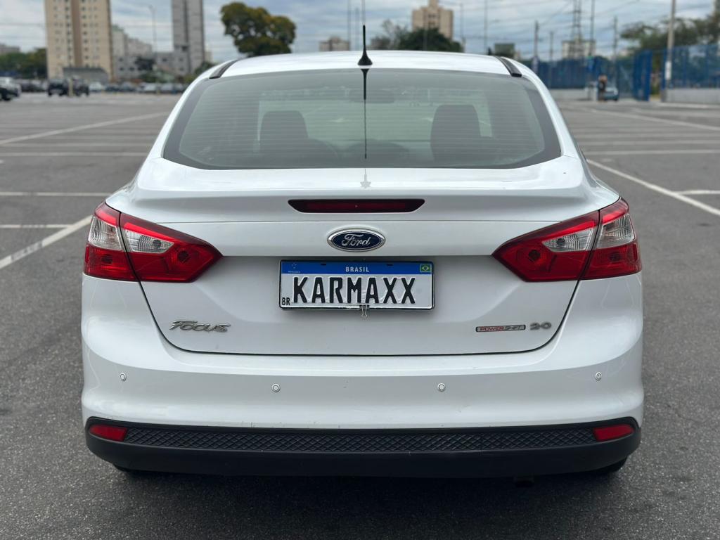 FORD Focus Hatch - Foto