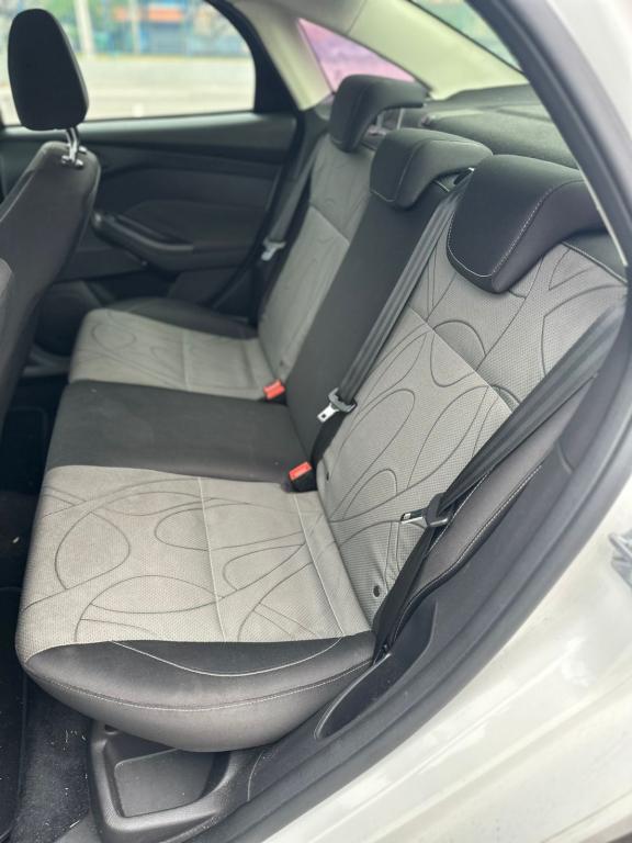 FORD Focus Hatch - Foto