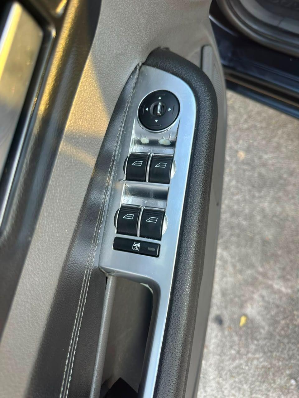 FORD Focus Hatch - Foto