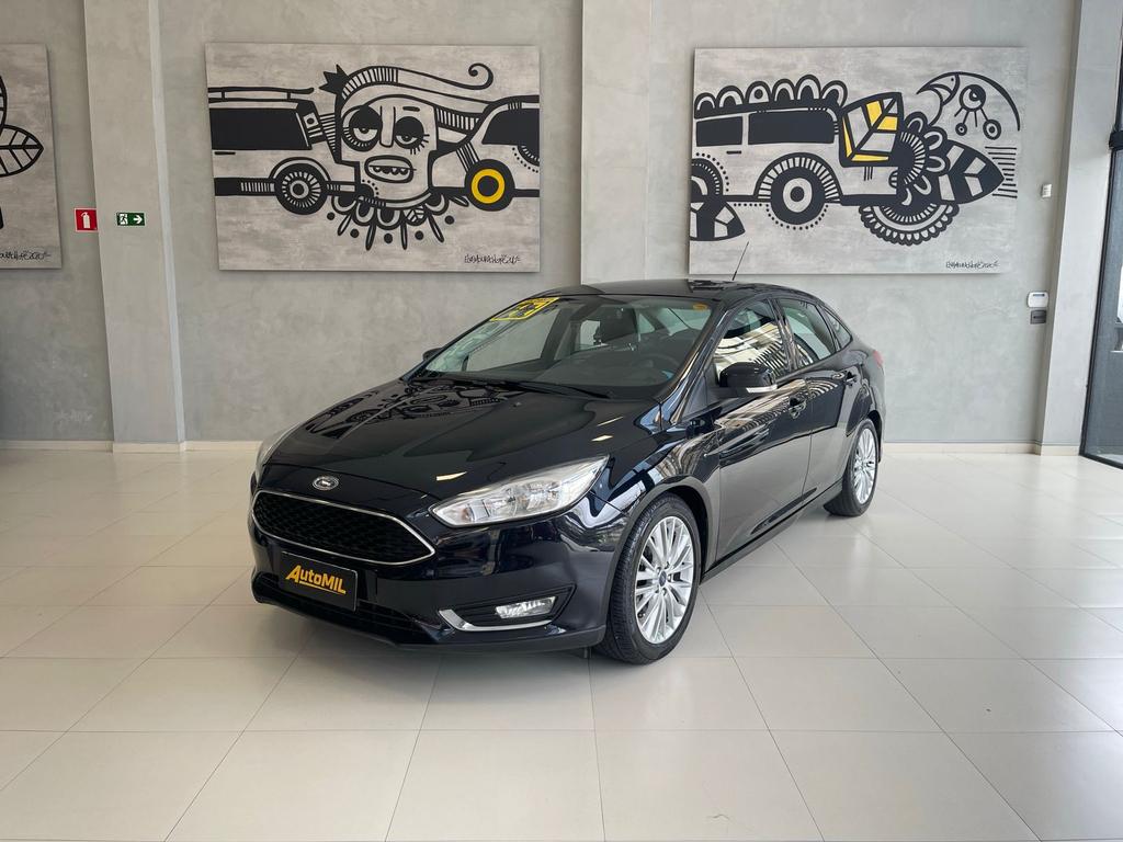 FORD Focus Sedan - Foto