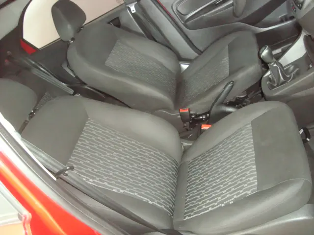 FORD Ka Hatch - Foto