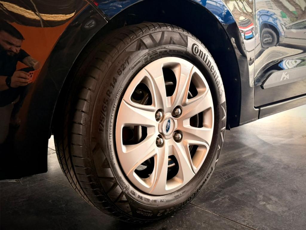FORD Ka Hatch - Foto