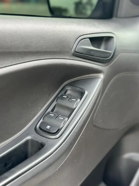 FORD Ka Hatch - Foto