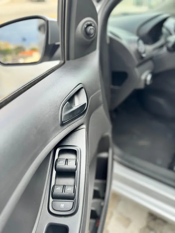 FORD Ka Hatch - Foto