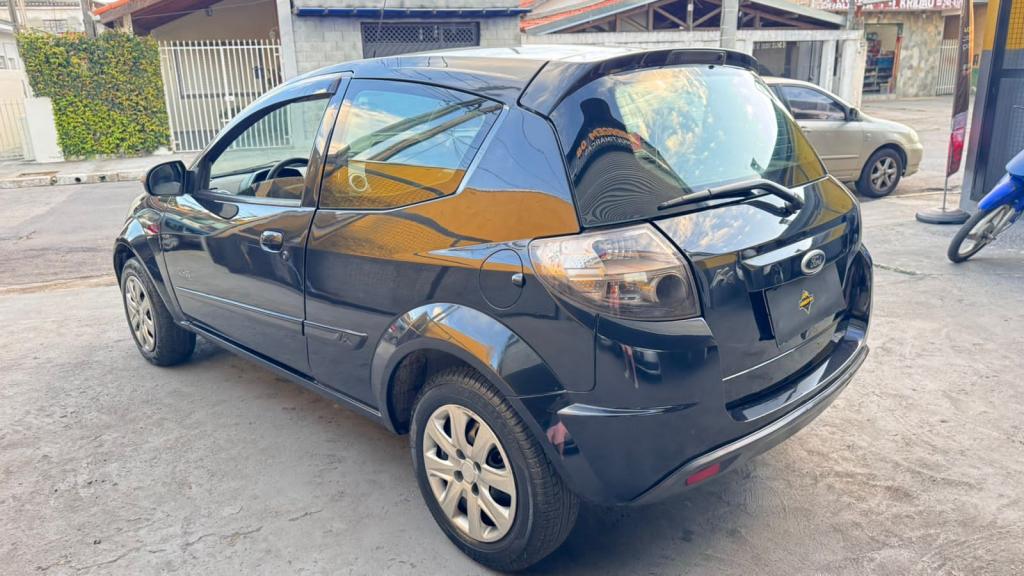 FORD Ka Hatch - Foto