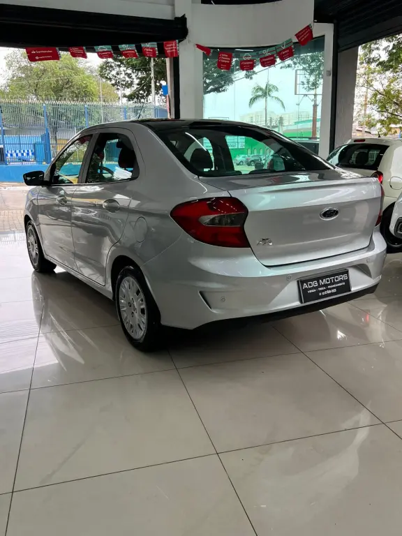 FORD Ka + Sedan - Foto