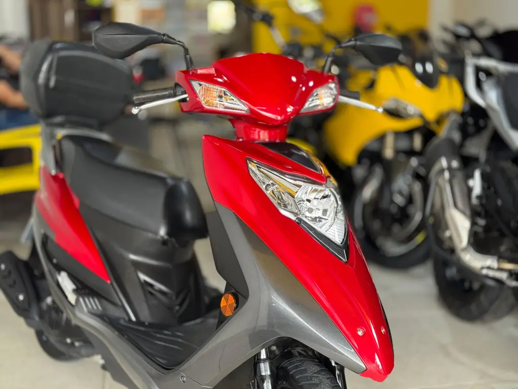 HAOJUE Lindy 125 - Foto