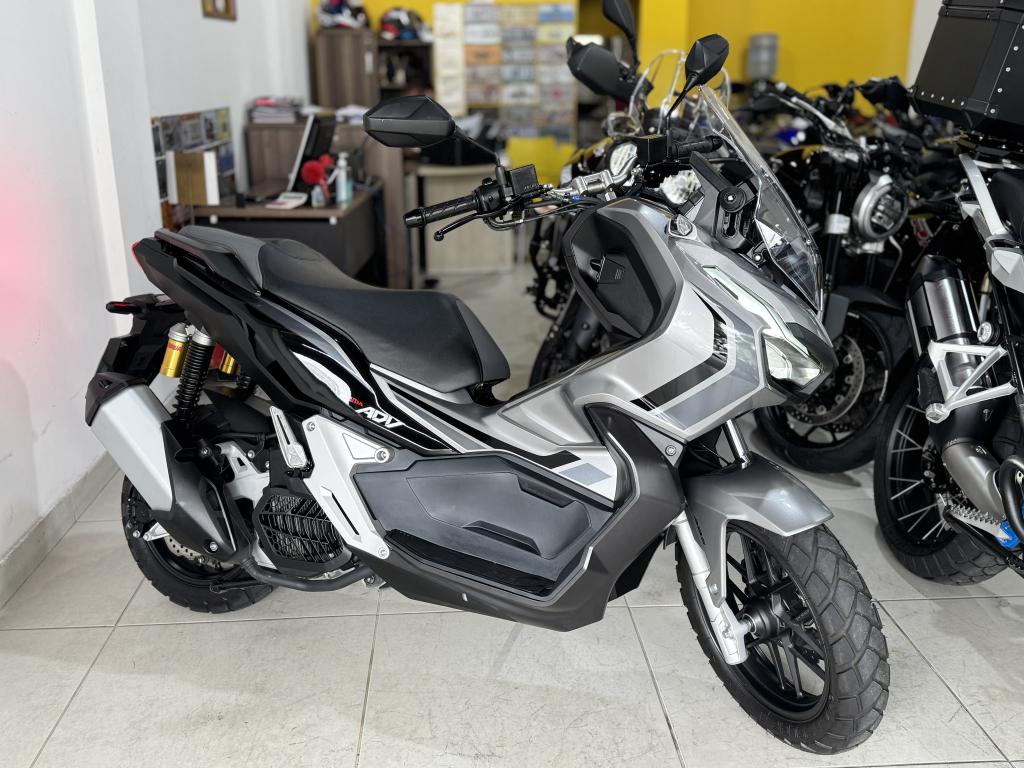 HONDA ADV 150 - Foto