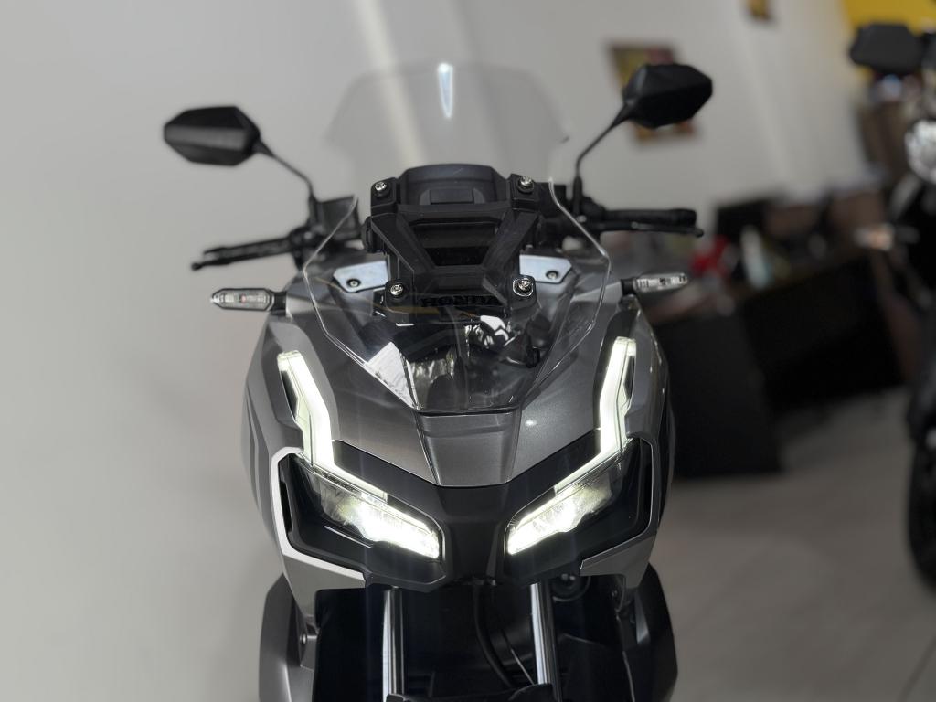 HONDA ADV 150 - Foto