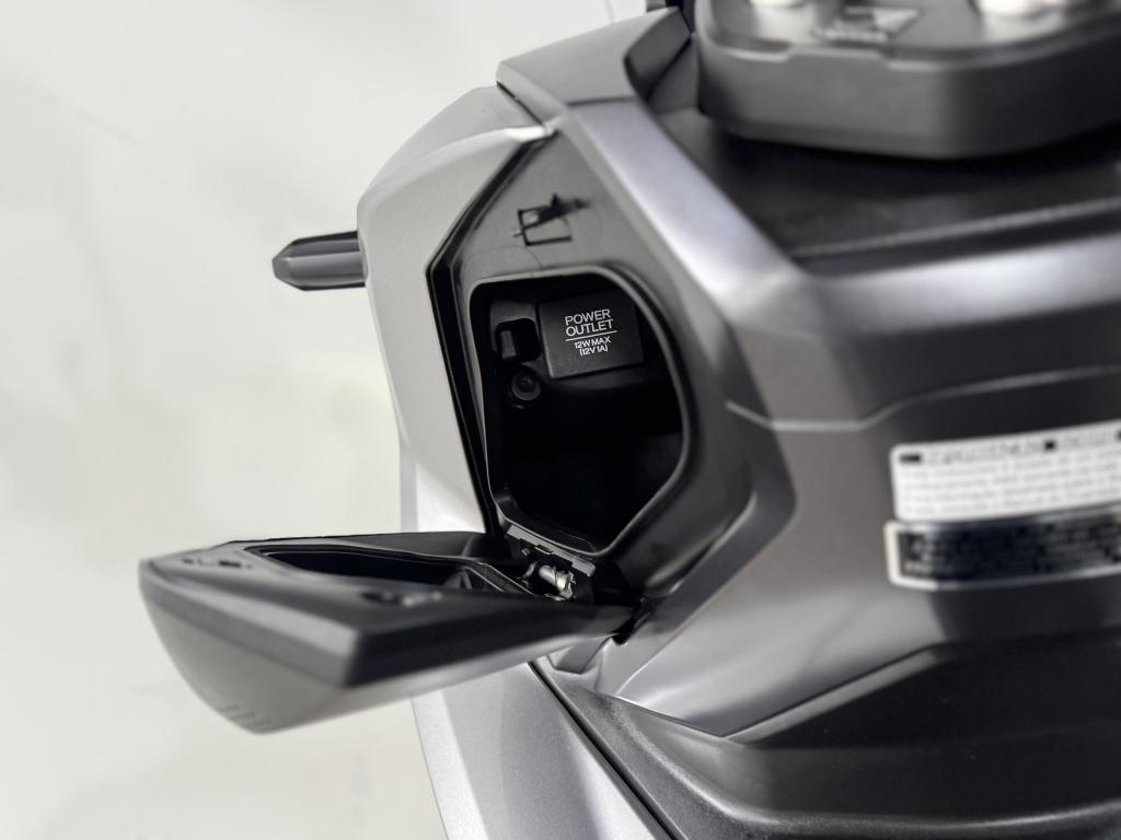 HONDA ADV 150 - Foto