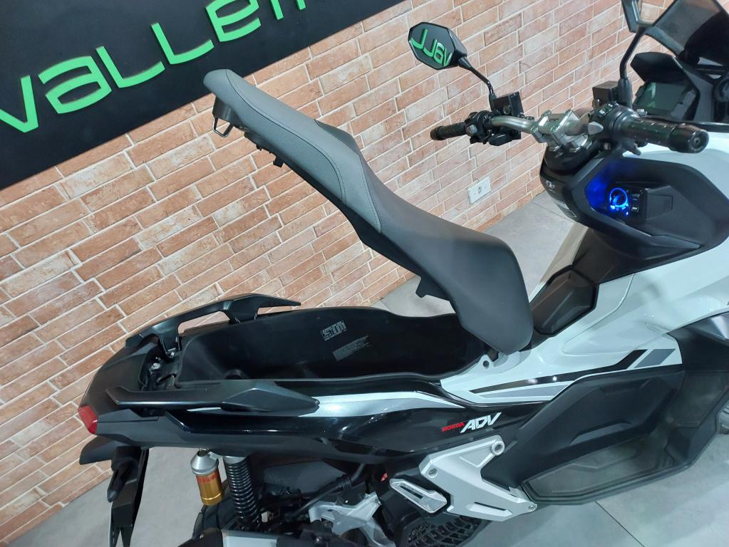 HONDA ADV 150 - Foto