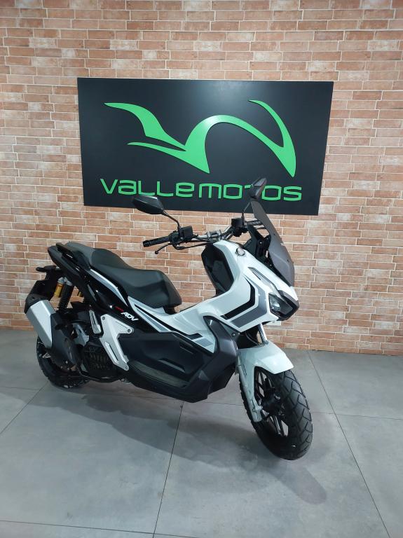 HONDA ADV 150 - Foto