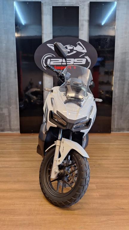 HONDA ADV 150 - Foto