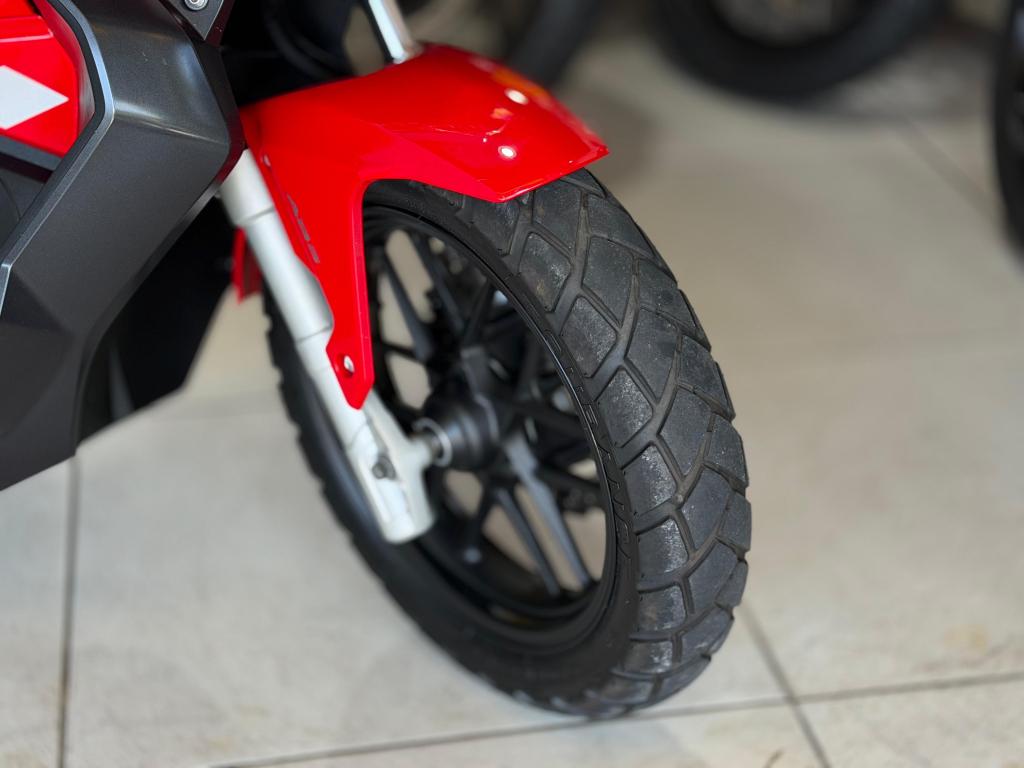 HONDA ADV 150 - Foto