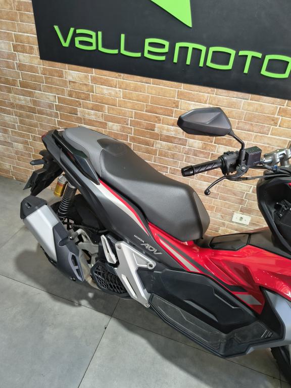 HONDA ADV 150 - Foto