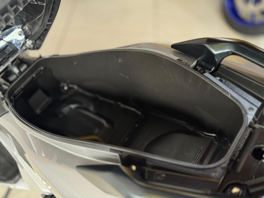 HONDA ADV 160 - Foto