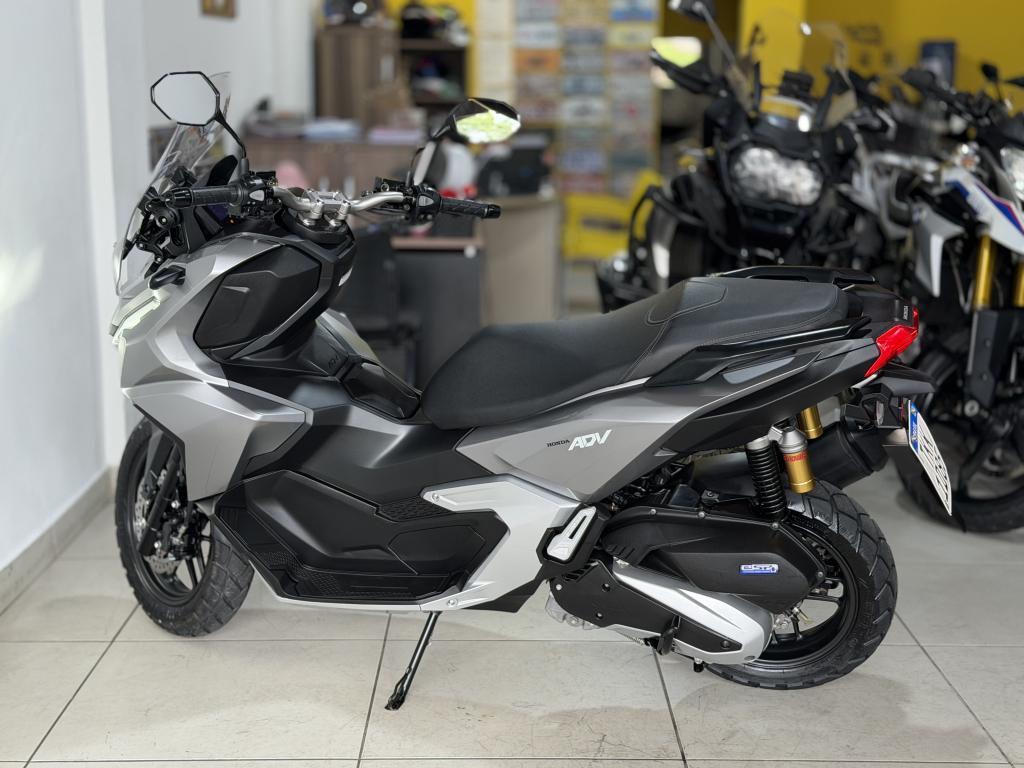 HONDA ADV 160 - Foto