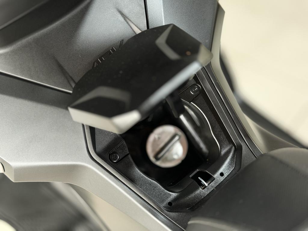 HONDA ADV 160 - Foto